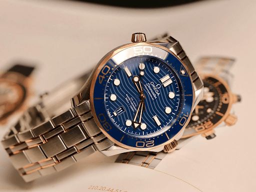 dong-ho-Nam-OMEGA- Seamaster-300M.png